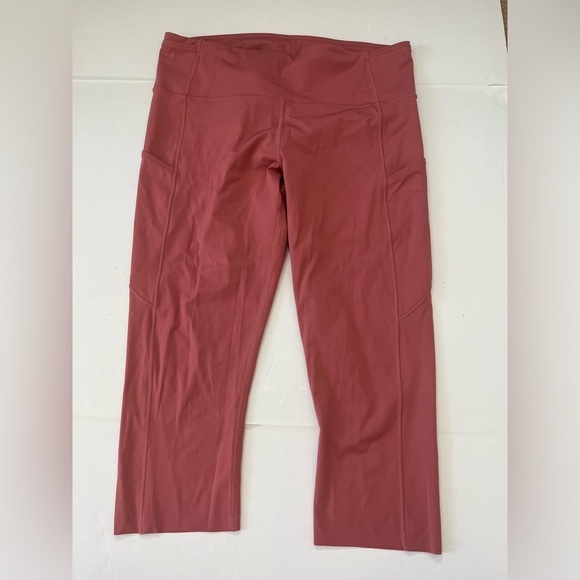 Lululemon Fast and Free High Rise Crop Color Cherry Tint Size 12 - Picture 1 of 9